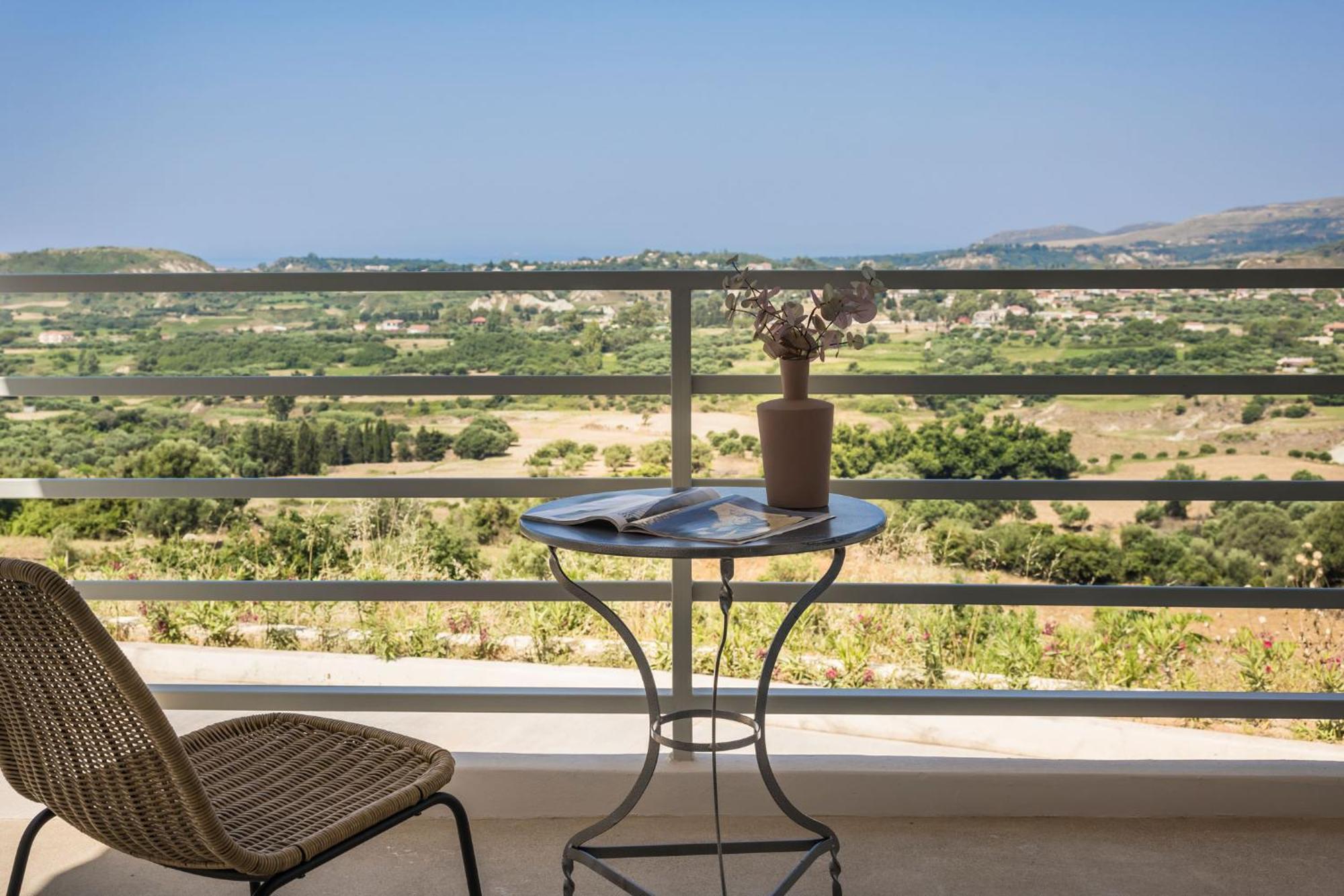 Mirto - Iris Sunset Villa *